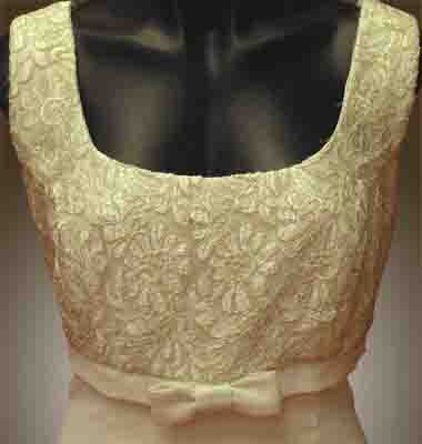 60s style straight with bow. #41050329 size 12 - 14
