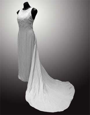 Cream Crepe s/less  with embroided bodoce. #45320138 size 10 - 12