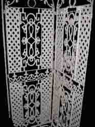 #01 Screen Folding  White Ironwrought