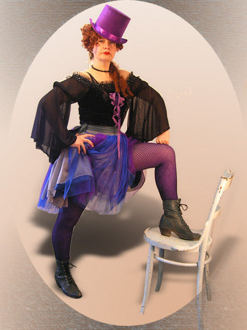 Burlesque Girl