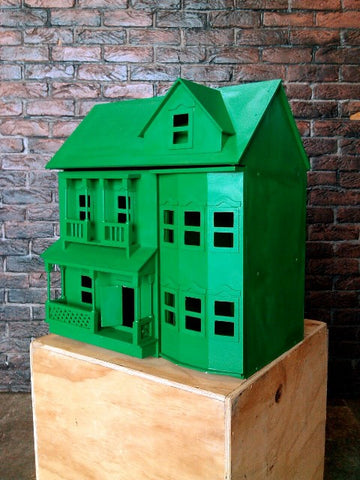 Monopoly House Green (0.54 x 0.39 x 0.61m)