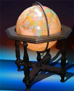 Globe  Wooden Frame w Light (0.95m x 0.7m x 0.7m)